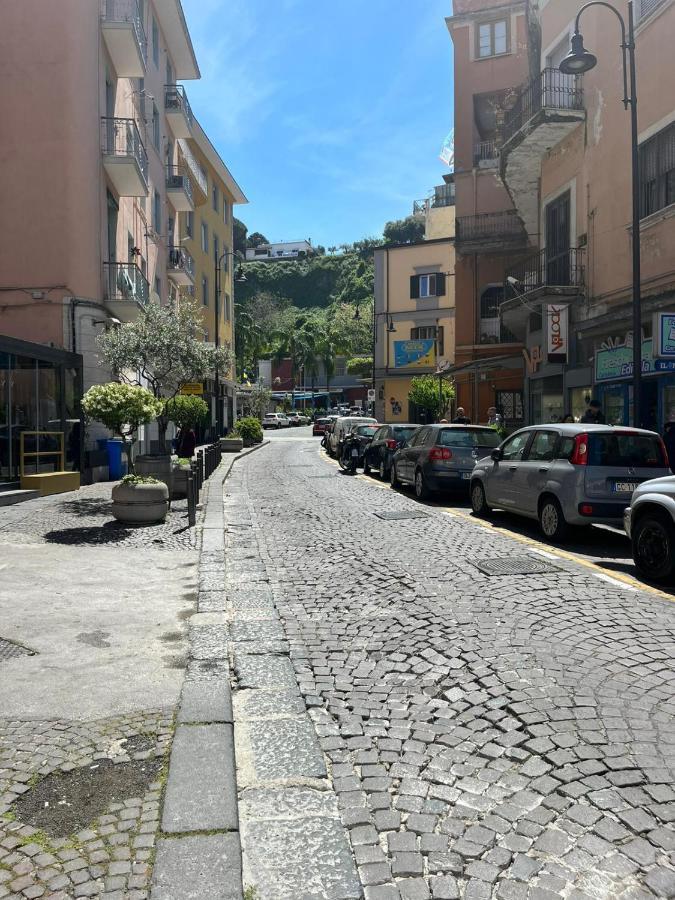Centro Stabia Lägenhet Castellammare di Stabia Exteriör bild